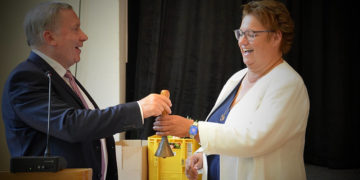 Neuer Kreistag konstituiert – Anja Harloff zur Kreispräsidentin gewählt