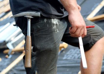 Dachdecker profitieren ab sofort von der Inflationsausgleichsprämie