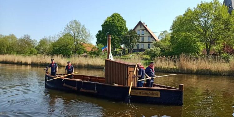 Hafenfest an der Kanalschleuse