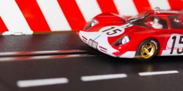 Carrerabahn-Rennen im JuZ