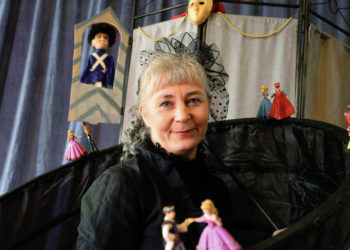 Die Saison endet für das Theater im Pahlhuus mit dem Stück „Maskenball im Schloss“