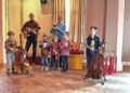 Das musiculum MOBIL bringt Klänge in den Kindergarten Zwergenscheune