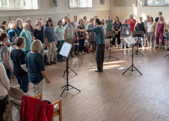 ‚POLITICALied‘ lädt zum Chorkonzert am ‚Internationalen Tag der Menschenrechte‘ und zu einem offenen Chorworkshop für Friedenslieder