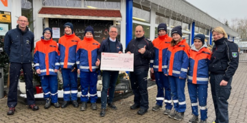 Gartenmarkt spendet an Jugendfeuerwehr Alt-Mölln