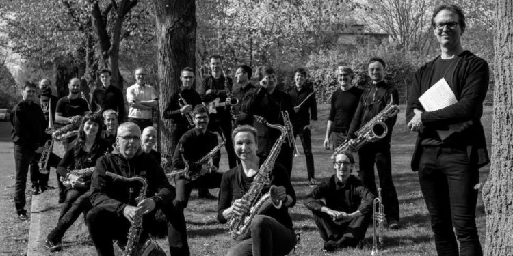 Christmas and More – Weihnachtskonzert mit der Bigband Salt-Peanuts