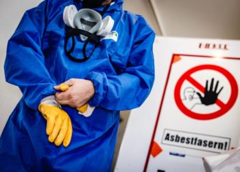 Warnung vor „Asbest-Welle“
