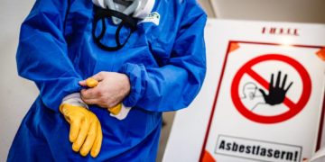 Warnung vor „Asbest-Welle“