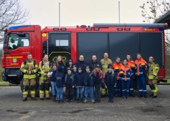 Freude über Spende bei der Feuerwehr Alt-Mölln