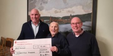 Hans-Joachim Höhne unterstützt die Bürgerstiftung Ratzeburg mit einer großzügigen Zustiftung