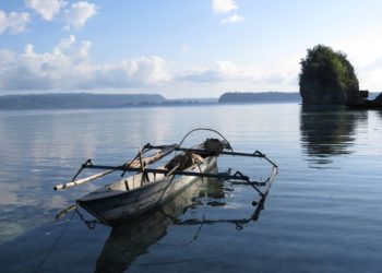Vulkane, Urwälder, Korallen und abgelegene Inseln