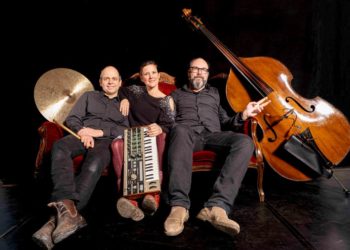 Musikshow mir der Lübecker Gruppe Triologue