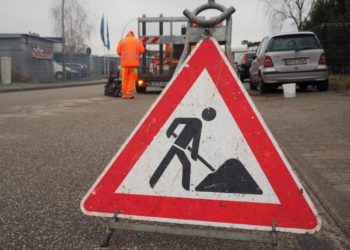 Betriebshof repariert Straßenschäden