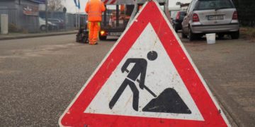 Betriebshof repariert Straßenschäden