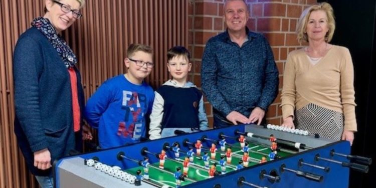 Neuer Tischkicker für das Förderzentrum Astrid- Lindgren- Schule