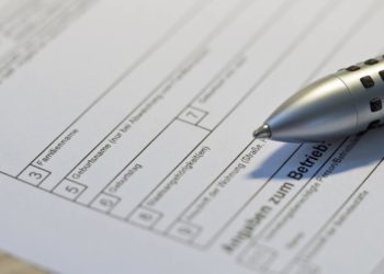 Arbeitsbescheinigungen erst nach Aufforderung bei der Agentur für Arbeit einreichen