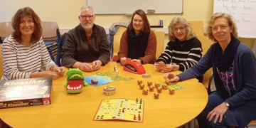 „Spielfreu(n)de für Kinder“ in der Bücherei