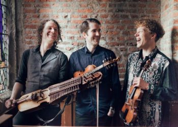 Das Lodestar-Trio spielt „Bach to Folk“