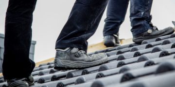 23 Dachdeckerbetriebe gibt es im Herzogtum Lauenburg mit 150 Beschäftigten