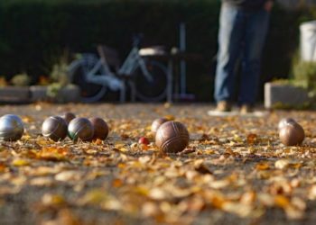 Boule vor dem Rathaus – „Es geht wieder los!“