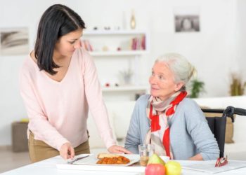 Online-Kurse für die Pflege zu Hause