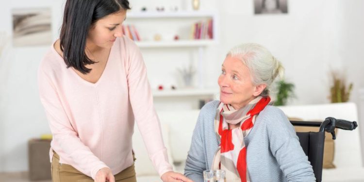 Online-Kurse für die Pflege zu Hause