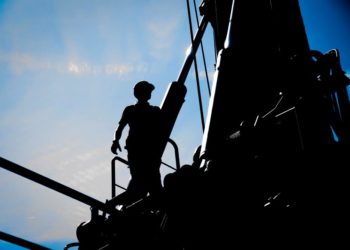 Workers’ Memorial Day warnt vor Sonnenstrahlung und Hitze im Job