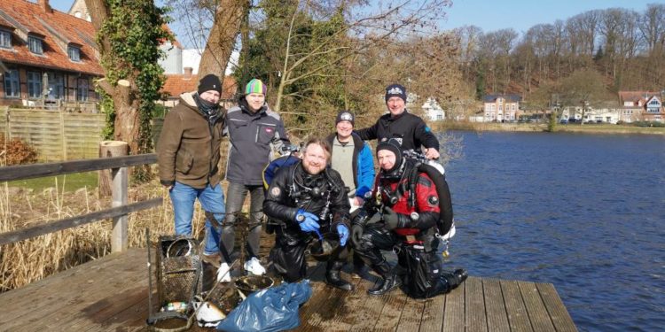 Tauchgemeinschaft Mölln: Neue Taucher – Neuer Vorsitzender
