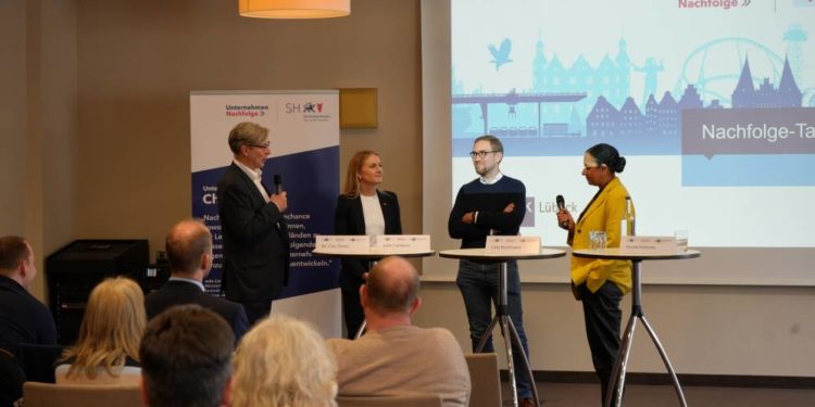 „Ich gebe nicht auf. Ich gebe weiter“ – großes Interesse am IHK-Aktionstag „Fortsetzung folgt“