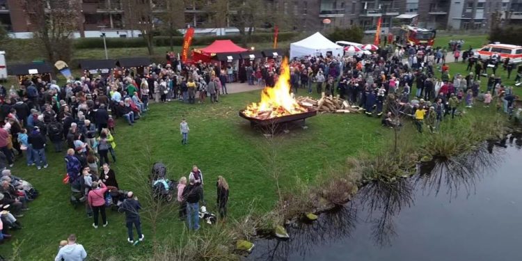 Erfolgreiches Osterfeuer: Gemeinschaftliches Fest für Groß und Klein