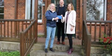 Spenden für die Tafel Ratzeburg und die Hospizgruppe Ratzeburg Mölln und Umgebung