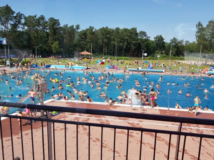 Saisoneröffnung im Waldschwimmbad Büchen