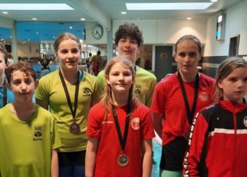 Schwimmer kämpfen um die letzte Chance auf eine Qualifikation für die Landesmeisterschaft