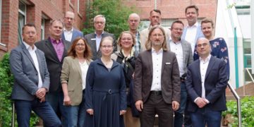 Zwischenbilanz zum Ausbildungsmarkt: Wieder mehr Ausbildungsinteressierte – Bewerberlücke bleibt