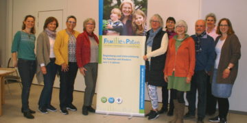 Elf neue Familienpaten freuen sich auf den Einsatz in jungen Familien