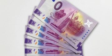 Ab sofort erhältlich: Der Null-Euro-Schein der Inselstadt Ratzeburg