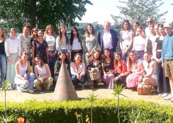 Spanische Austauschschülerinnen besuchen das Ratzeburger Rathaus