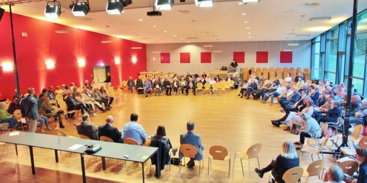 Einwohnerversammlung und offener Bürgerdialog in Ratzeburg