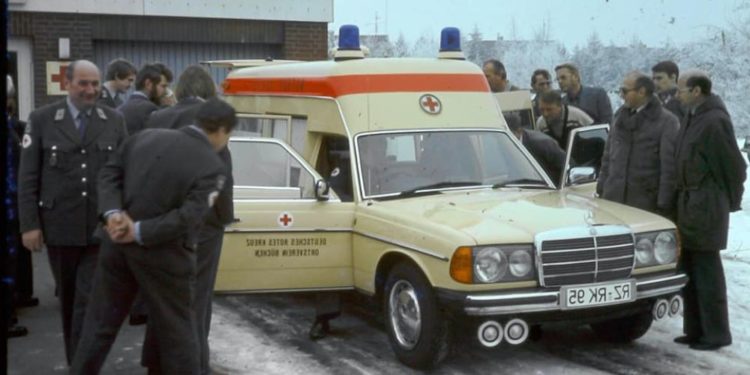 Cafe´ in der Priesterkate mit Fotos aus der Arbeit des DRK Büchen