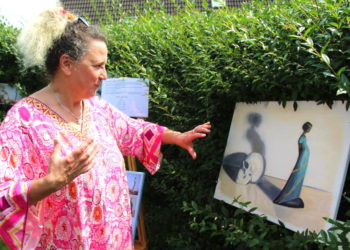 Kunst, Musik und Literatur: Ein sonniger Tag im Garten von Gesine Biller