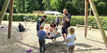 Starke Stimmen für Vielfalt – Inklusion durch Begegnung und Spiel