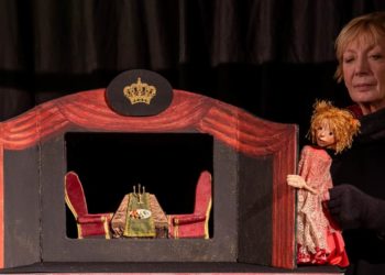 Theater im PAHLHUUS: „Dornröschen – Ausgerechnet Prinzessin“