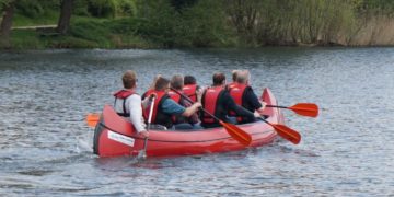 Kanuexpedition, Fledermaustouren und Walderlebnisse: Naturpark-Touren im August