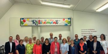 Kreispräsidentin Anja Harloff verabschiedet Lehrkräfte