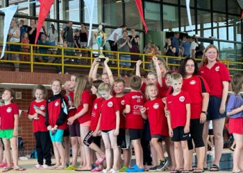 Möllner SV gewinnt den Mannschaftspokal beim NOP-Finale in Kiel