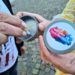 Stadt Geesthacht verteilt Taschenaschenbecher