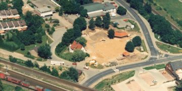 Priesterkate: Cafe´ zeigt Luftaufnahmen zur Ortsentwicklung Büchens