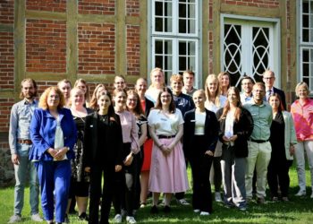 Nachwuchskräfte der Kreisverwaltung starten in die Ausbildung