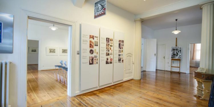 Führung durch das A. Paul Weber-Museum