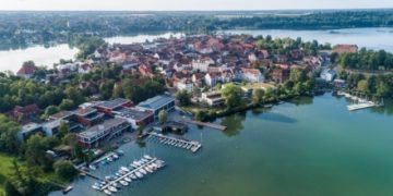 Fertig: Ruderakademie Ratzeburg feiert Neustart