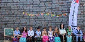 Einschulungsfeier in Sandesneben